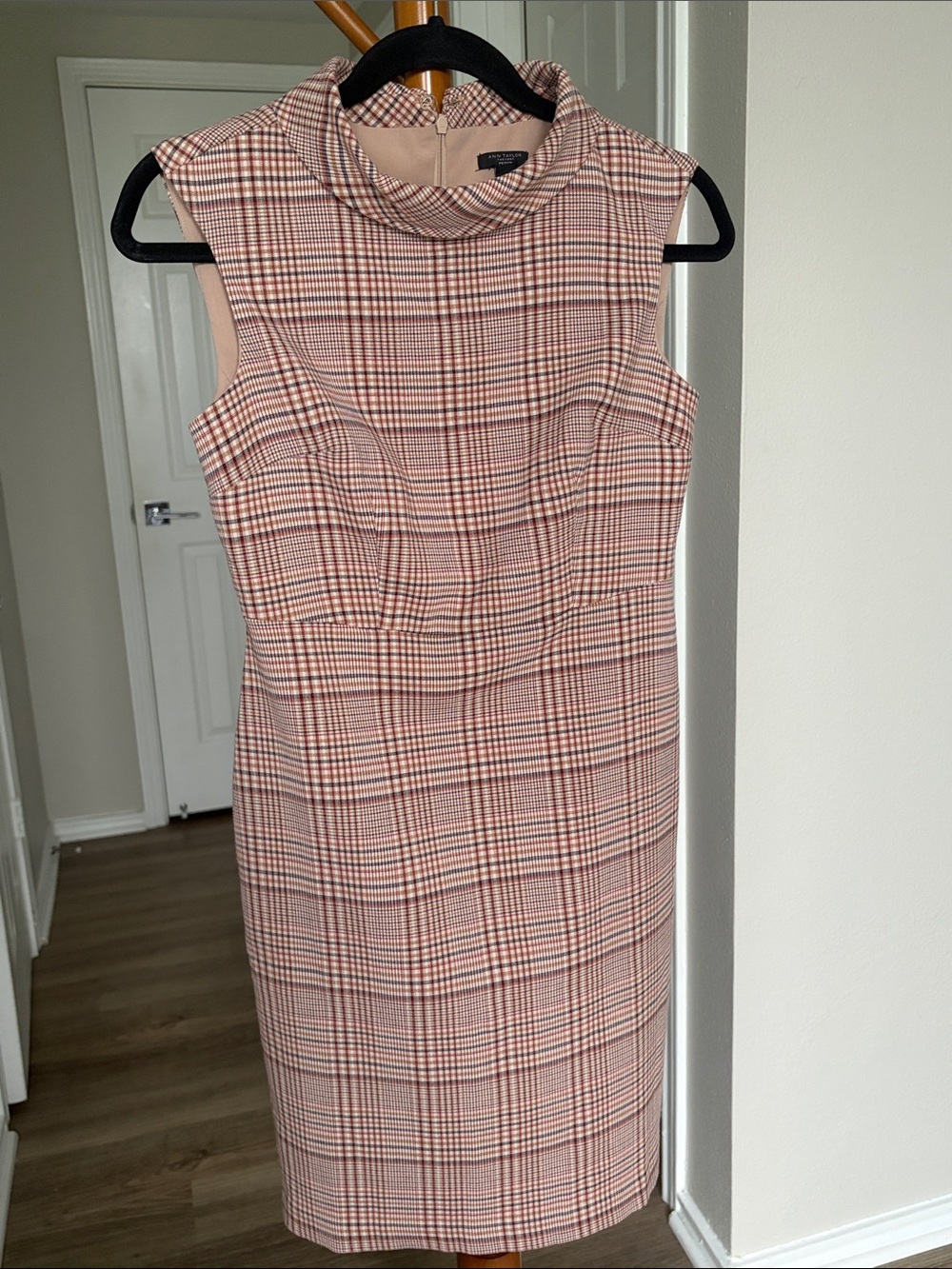 Ann Taylor Factory Pink 0 Petite Sleeveless Sheath Dress